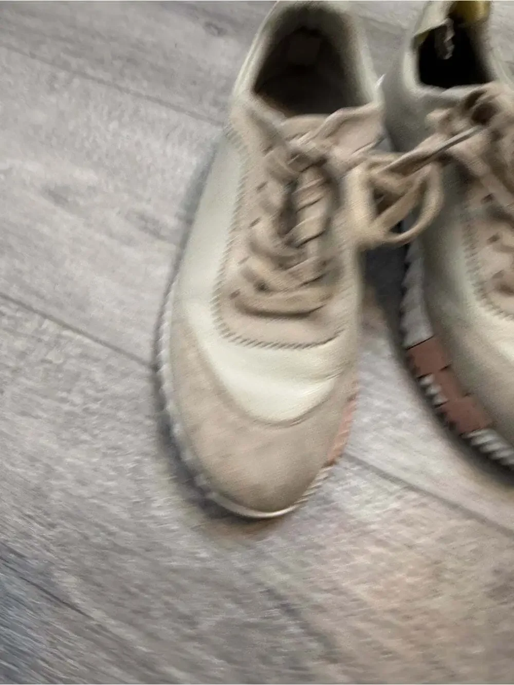 Hermes’ bouncing goatskin suede sneakers beige size 39